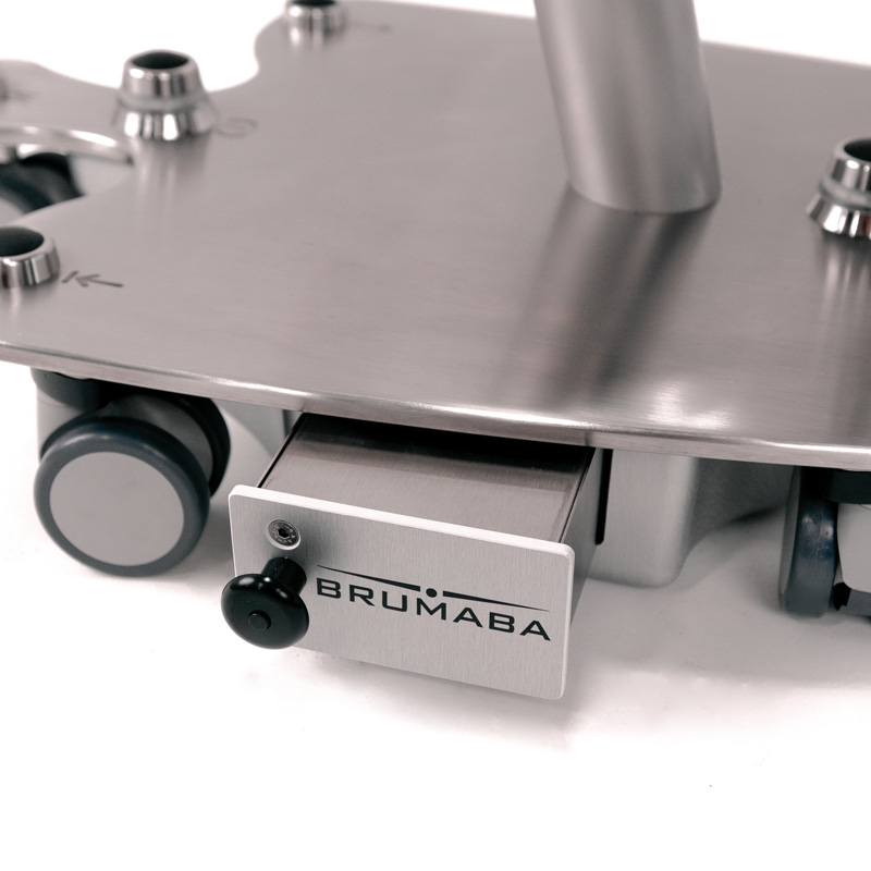 brumaba-bedienung-akku-12v-thronus-ersatzakku-op-tisch image 1